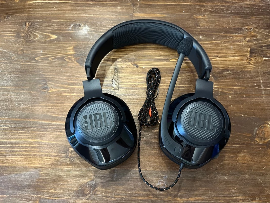 JBL Quantum 300. Наушники JBL Quantum 300. Джибиел куантум 300. Проводные наушники jbl quantum