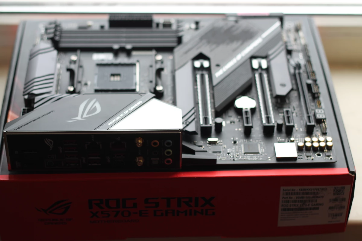 ASUS ROG Strix x570-e Gaming WIFI II.