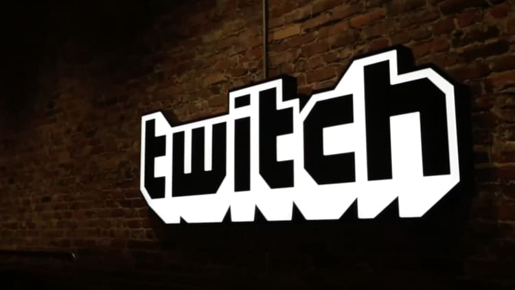 Сегодня Twitch был дважды отшрафован российским судом за неудаление запрещенных материалов