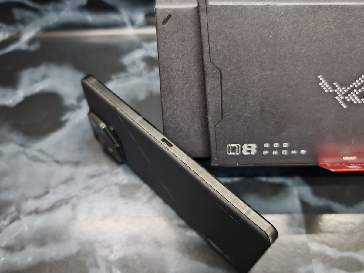 Обзор ASUS ROG Phone 8 Pro Edition — ультимативный игровой смартфон