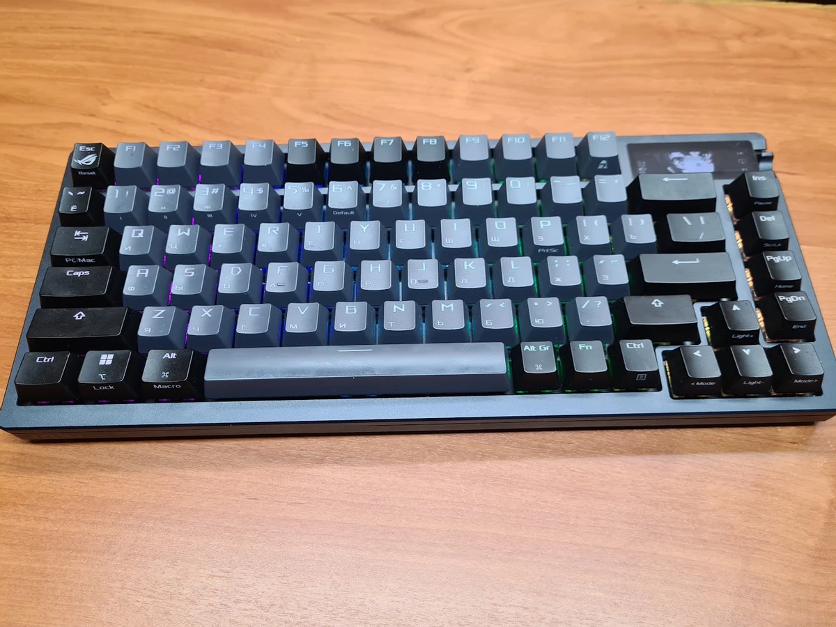 Обзор беспроводной клавиатуры ASUS ROG Azoth Обзор беспроводной клавиатуры ASUS ROG Azoth