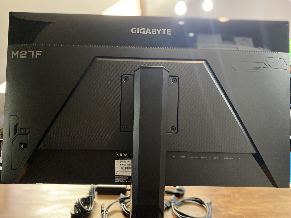 Обзор игрового монитора GIGABYTE M27F — первый в мире с KVM