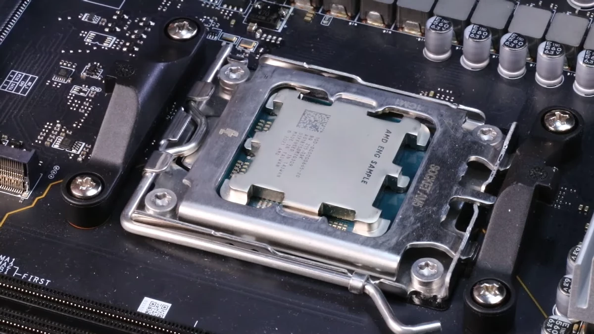 Кэш AMD Zen 4 на 50% быстрее, чем у Zen 3 Кэш AMD Zen 4 на 50% быстрее, чем у Zen 3