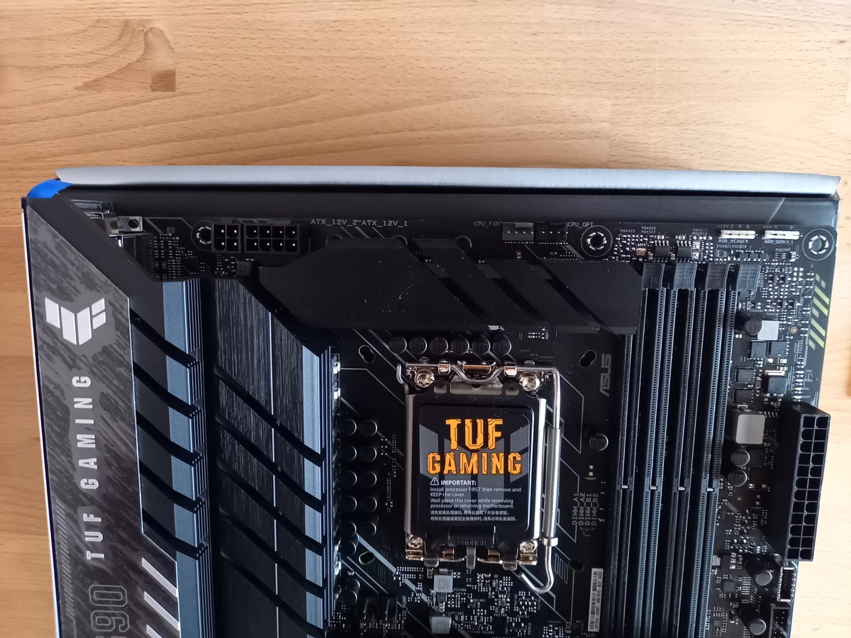 Asus tuf gaming z690 d4