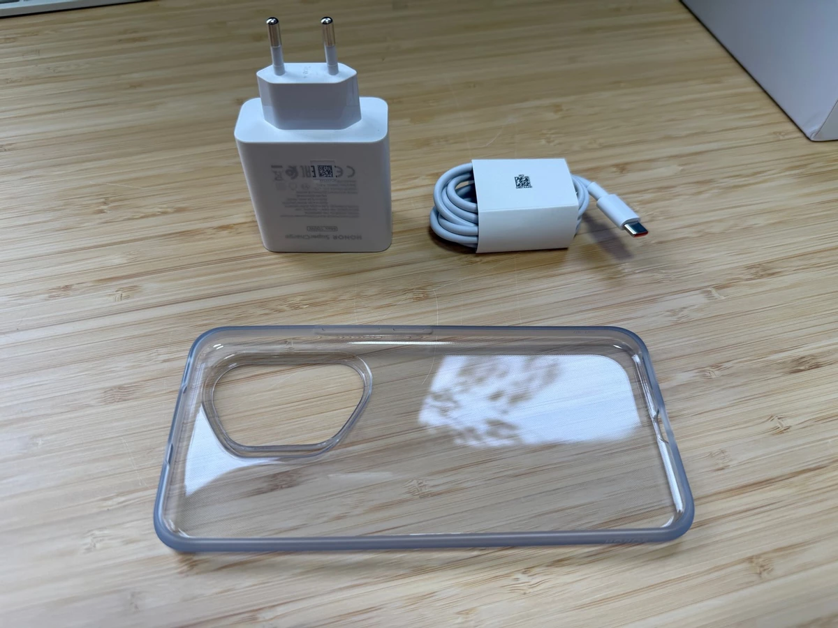 HONOR 400 Pro — почти флагман, который не стыдно достать из кармана HONOR 400 Pro — почти флагман, который не стыдно достать из кармана