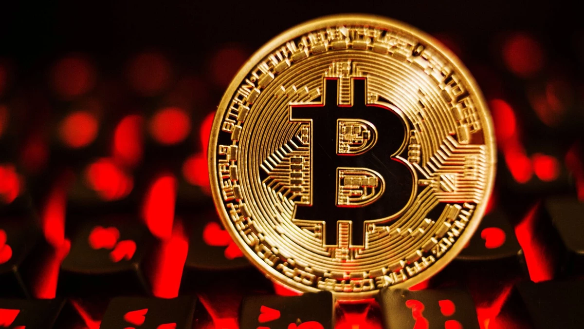 Биткоин снова на коне — за один биток дают 65 000 долларов Биткоин снова на коне — за один биток дают 65 000 долларов