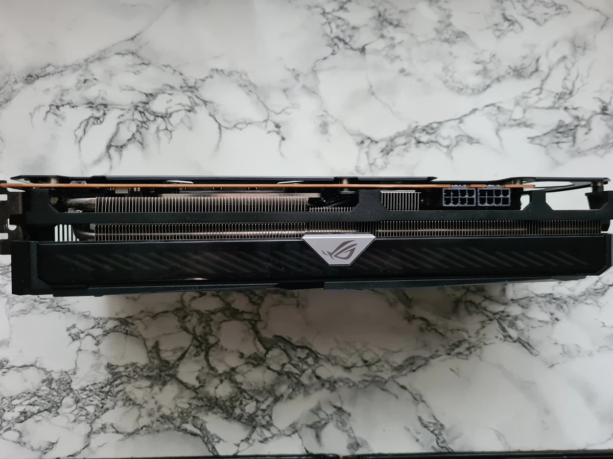 Обзор ASUS Radeon RX 6700 XT Strix OC Обзор ASUS Radeon RX 6700 XT Strix OC