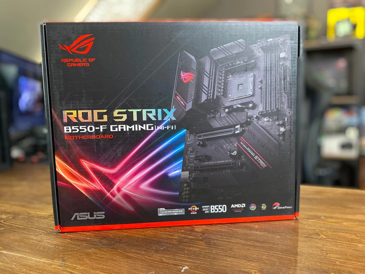 Материнская плата rog strix b550 a gaming. ASUS ROG Strix b550-f. Am4 ASUS B 550 F. ASUS ROG Strix Gaming коробка. ROG Strix b550-f Gaming (Wi-Fi).