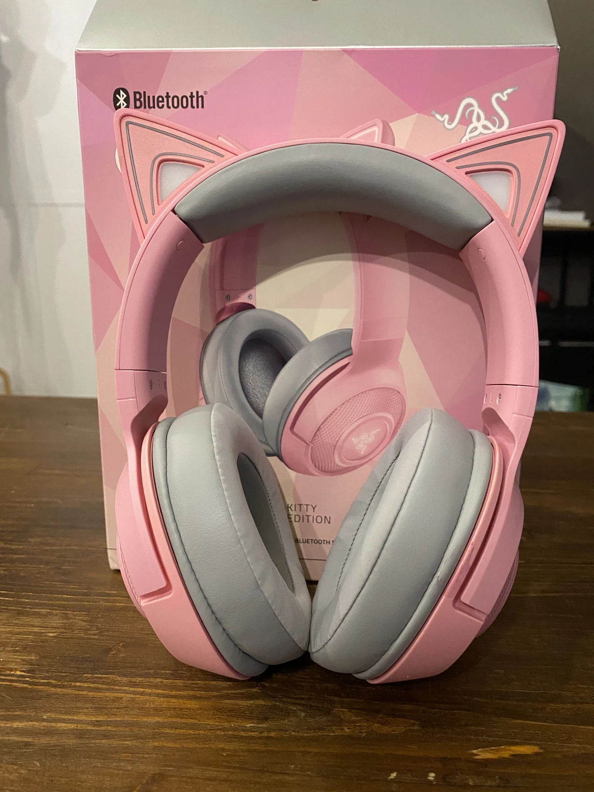 Гарнитура Razer Kraken BT Kitty Edition — для милых дам