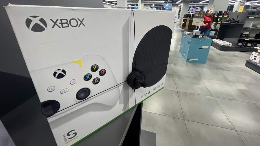 В российские магазины вернулись сертифицированные Xbox Series S и X