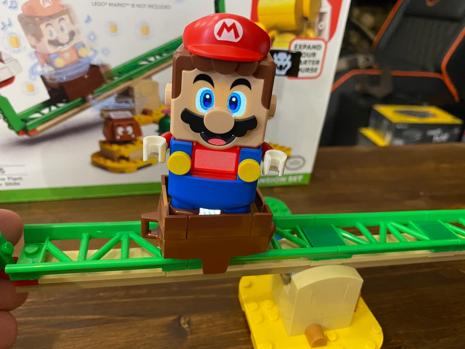 LEGO Super Mario - ваши дети никогда так не радовались приходу сантехника