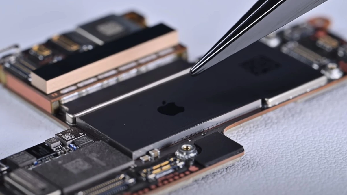 Apple блокирует модификации хранилища в iPhone Air — чипы не распознаются Apple блокирует модификации хранилища в iPhone Air — чипы не распознаются
