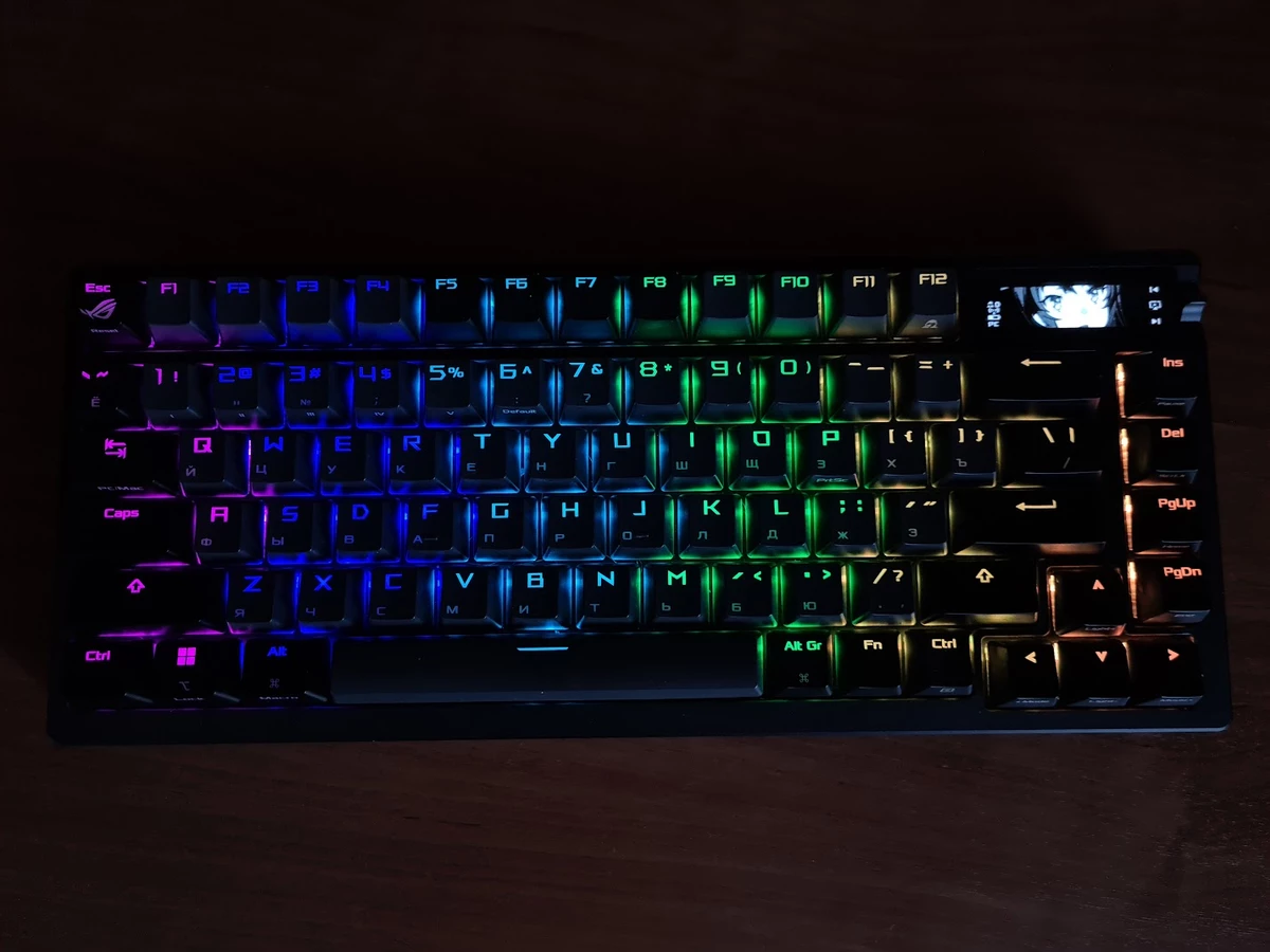 Обзор беспроводной клавиатуры ASUS ROG Azoth Обзор беспроводной клавиатуры ASUS ROG Azoth