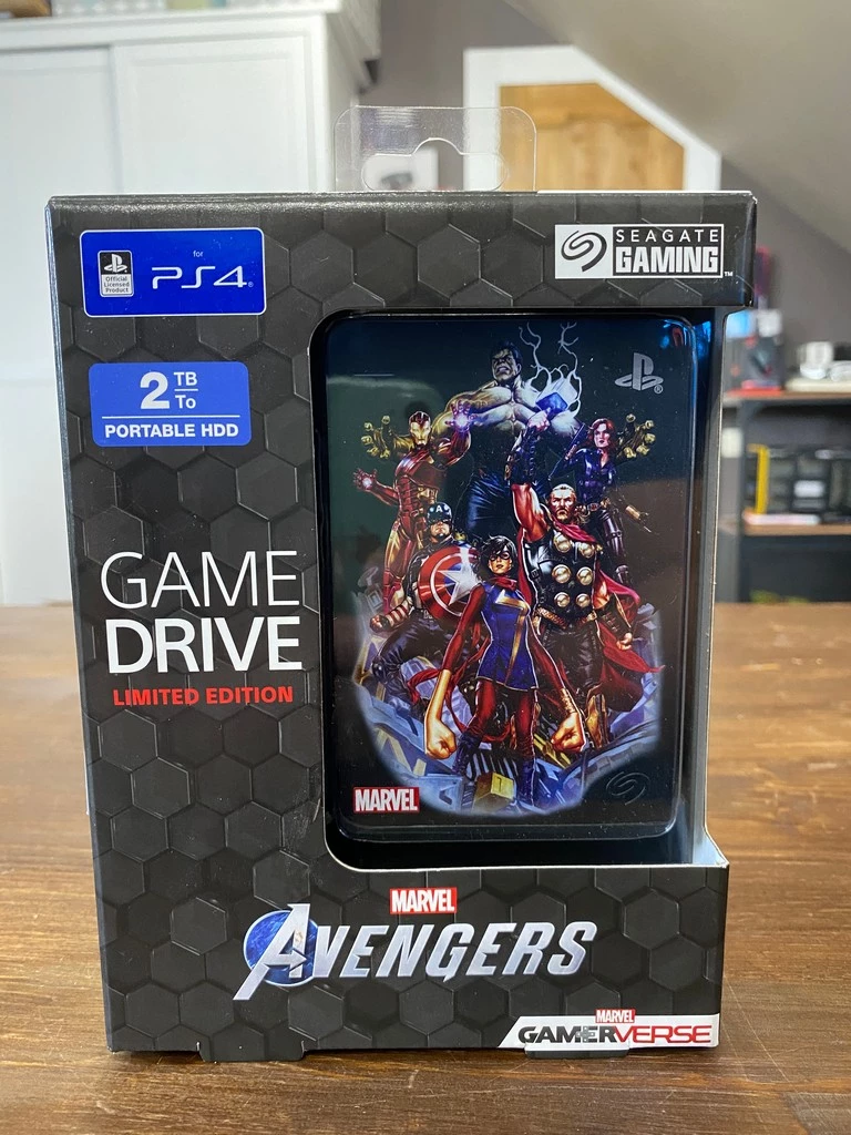 Внешний жесткий диск для консоли PlayStation 4 — Game Drive Seagate 2TБ Avengers Assemble