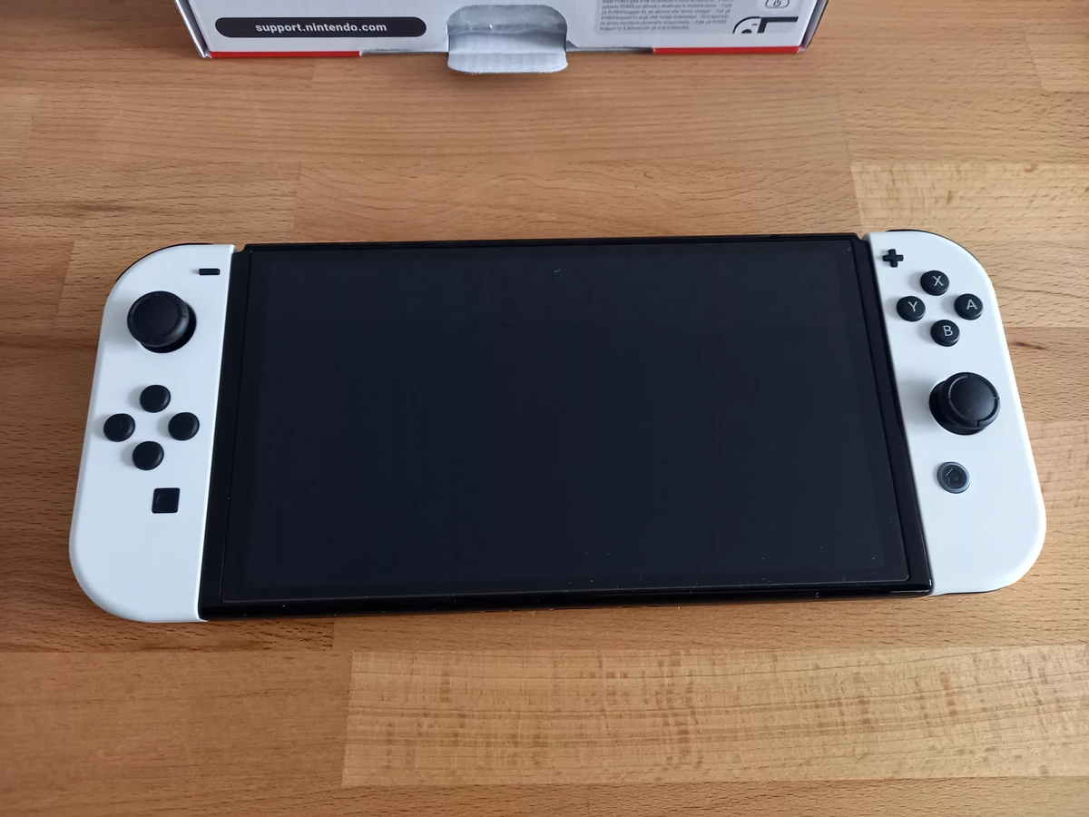 Первые впечатления от Nintendo Switch OLED