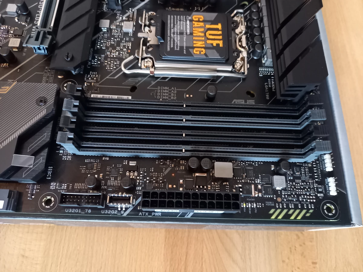 Asus tuf gaming z690 d4