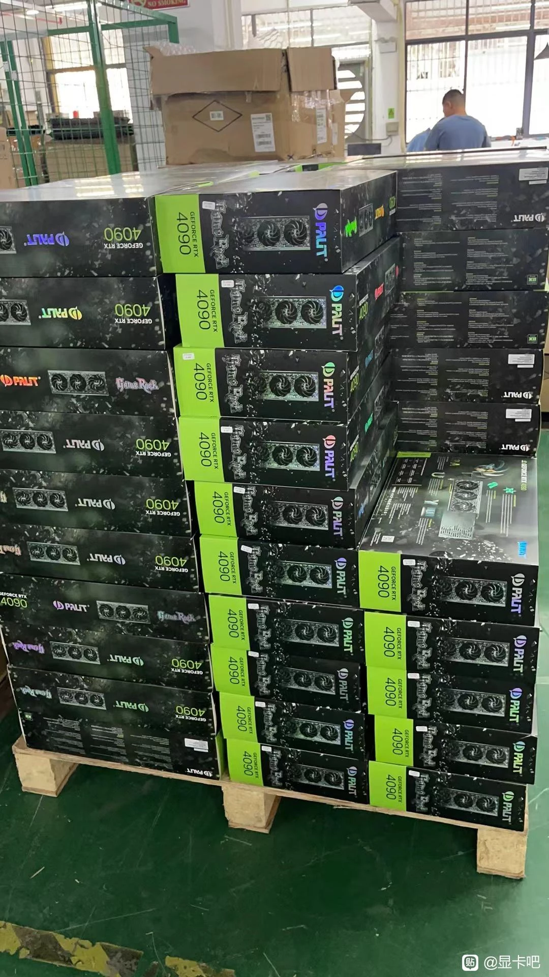 ИИ-сумасшествие привело к переделыванию RTX 4090 в серверные видеокарты ИИ-сумасшествие привело к переделыванию RTX 4090 в серверные видеокарты