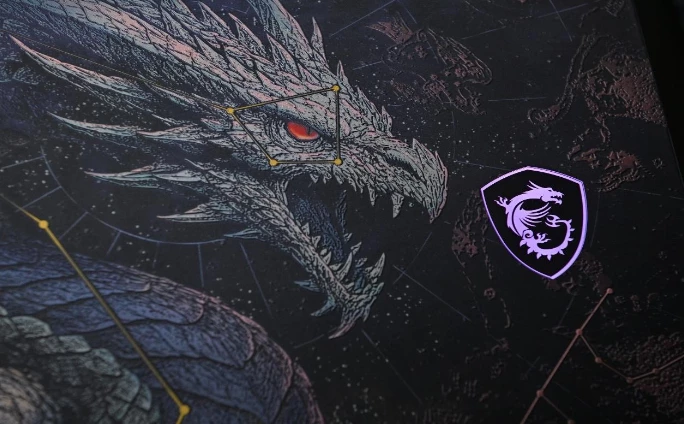 Монстр-ноутбук MSI Titan 18 HX Dragon Edition Draco Epic уже в России! Монстр-ноутбук MSI Titan 18 HX Dragon Edition Draco Epic уже в России!