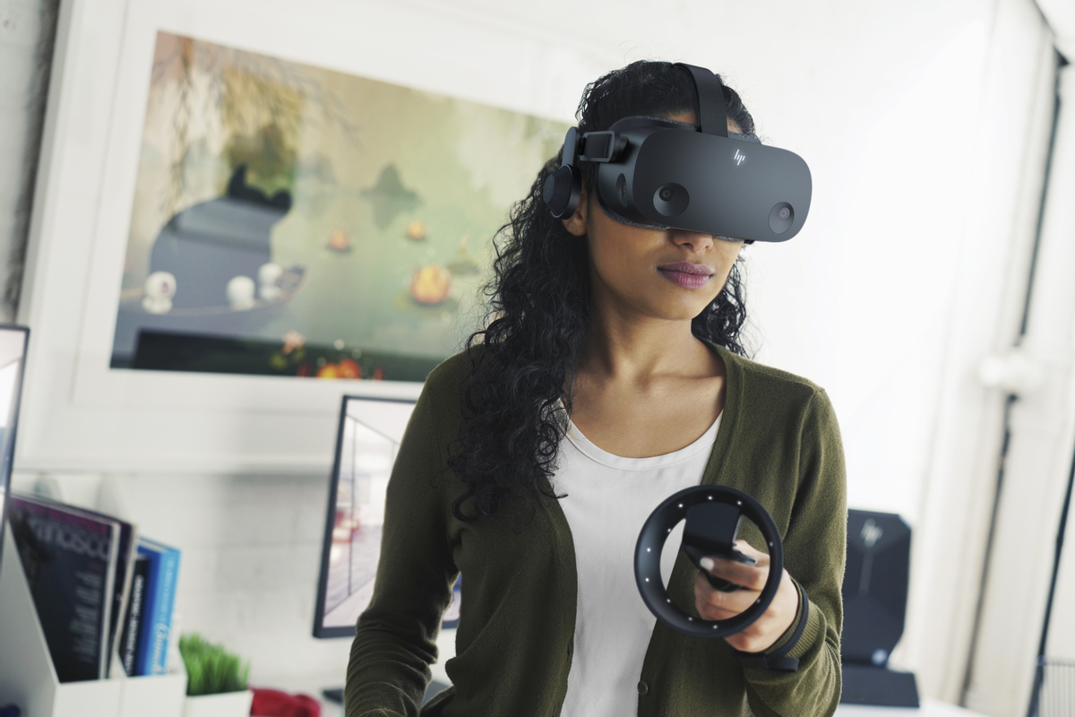 HP представила VR-очки совместной разработки с Valve - Reverb G2