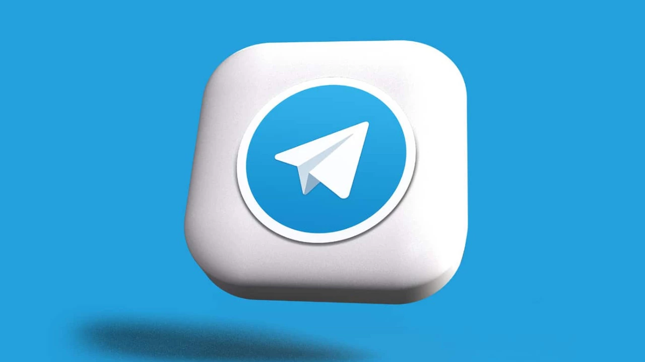 Telegram решил не отдавать российский рынок мессенджеру Max и начал процедуру «приземления»