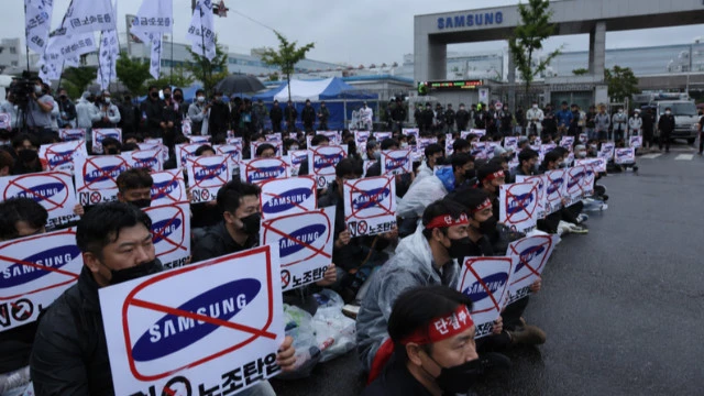 Профсоюз трудяг Южной Кореи сдался перед натиском Samsung и правительства