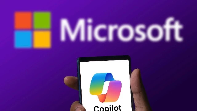 Microsoft процветает, избавившись от балласта. Громкие заявления генерального директора компании