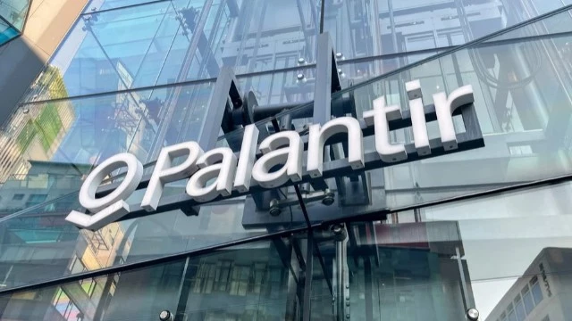 Глава Palantir обрушился с критикой на рынок ИИ и заявил, что всё пошло не по плану