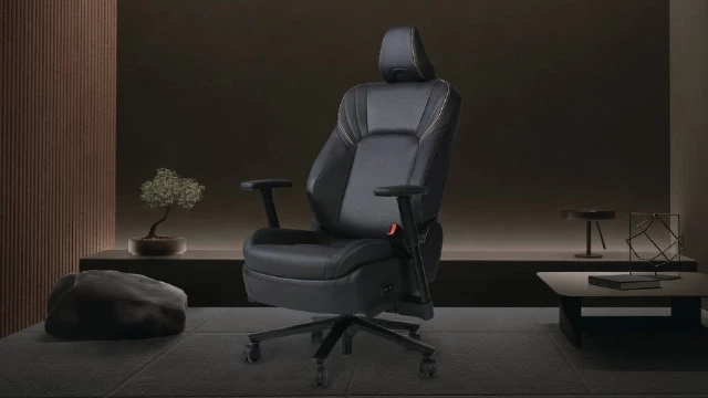 Toyota Crown дома? Компания Toyota выпустила игровое кресло за $3500