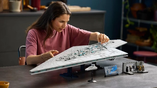 Он такой длинный, он не влезет! LEGO отдаст 136 см ИЗСР «Палач» Дарта Вейдера за $799,99