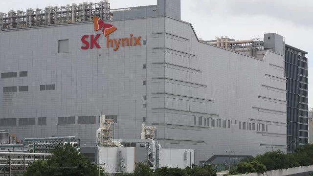 Hynix вдруг озаботилась высокими ценами на DRAM и хочет построить завод в США "для улучшения ситуации"
