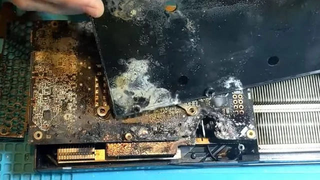 Не экономьте на блоке питания! RTX 4070 сгорела из-за БП без нужных защит