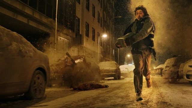 Режиссёр новой Resident Evil ответил фанатам, недовольным нарушениям канона