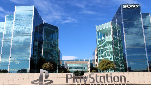 Sony давно сообщила, что игры и прочие развлечения — это максимальный приоритет, а потому на грядущей выставке CES 27 ей делать нечего