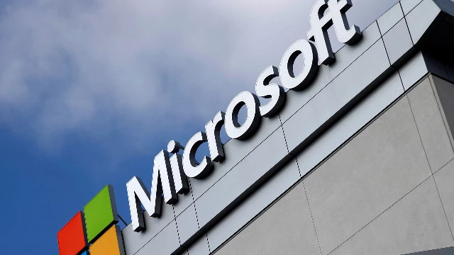 Производители консолей отказываются возвращать игрокам переплату за PS5 и Xbox Series из-за незаконных пошлин Трампа