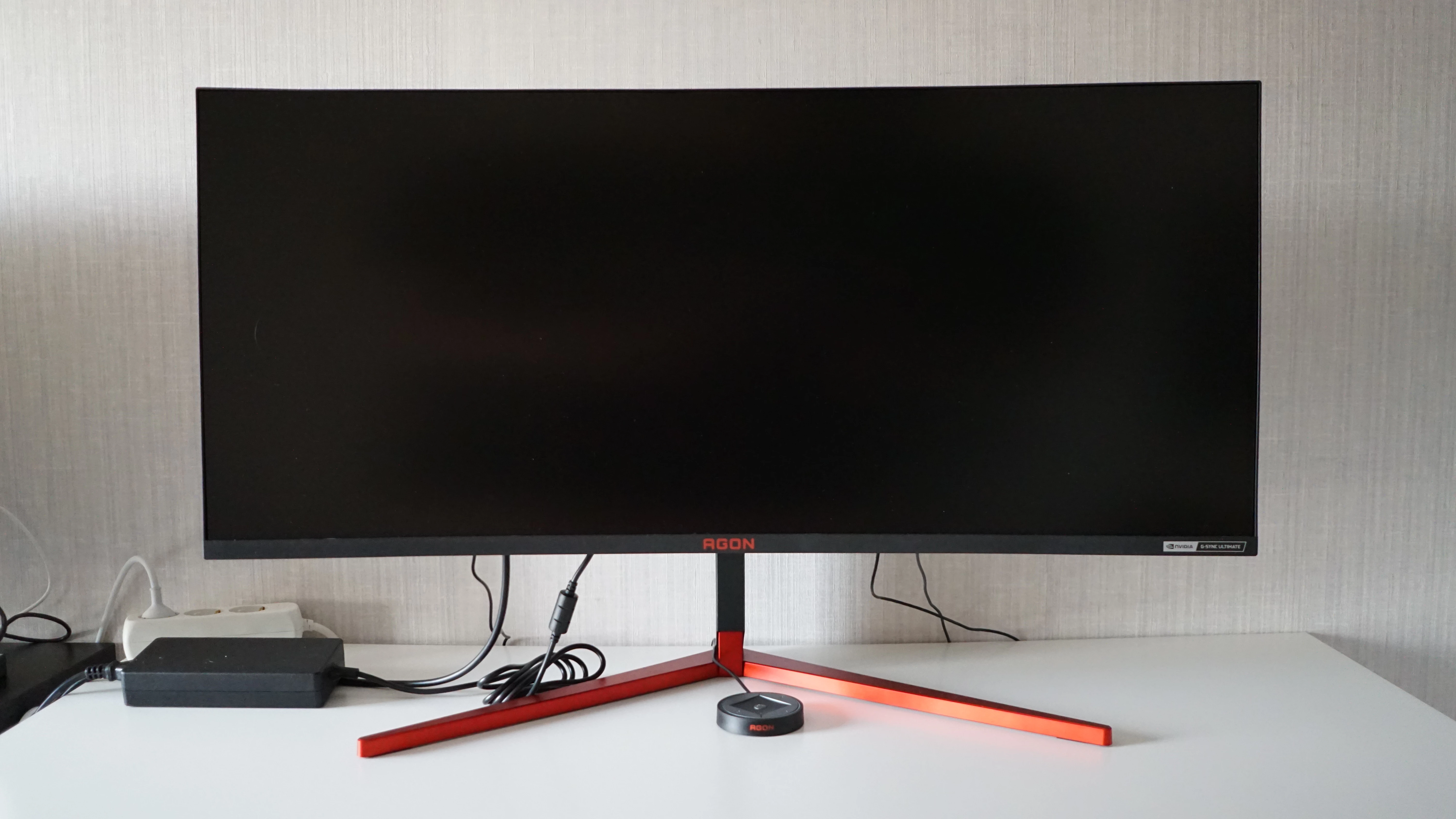 AOC Agon AG353UCG — игровой монитор с DisplayHDR 1000, частотой обновления 200 Гц и G-Sync Ultimate