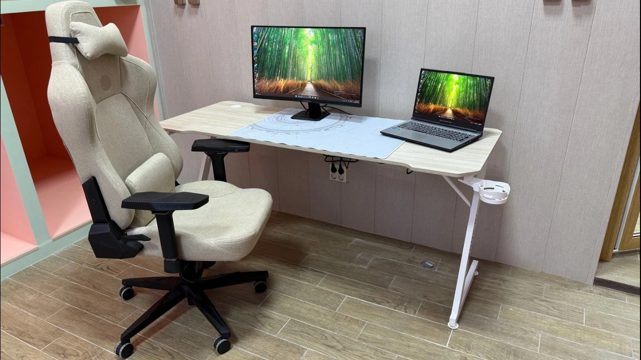 ZONE 51 TRINE 160 Wood — стол, который работает на вас