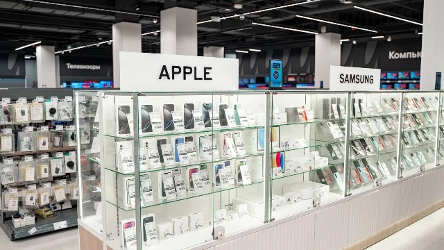 Samsung обошла Apple и стала лидером российского рынка смартфонов по выручке