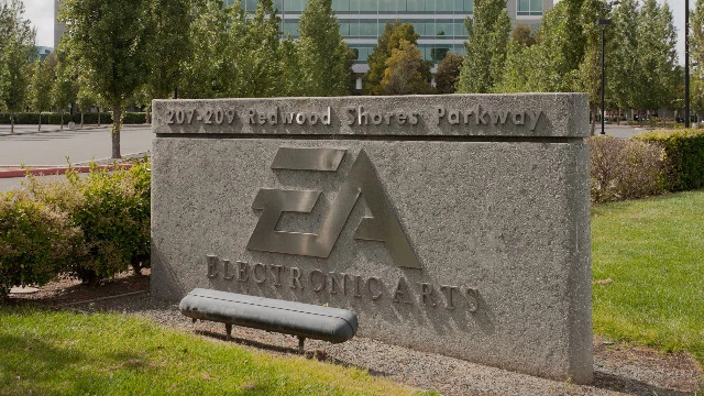 Нетакуси в EA очень боятся, что арабы пошлют их прогрессивные идеи по известному маршруту