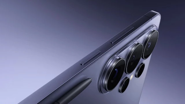 Galaxy S26 Ultra сравнили с шестью поколениями флагманов Samsung и разница оказалась неожиданно маленькой