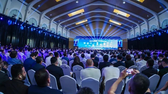 Замена закону Мура: Huawei представила революционную концепцию развития чипов