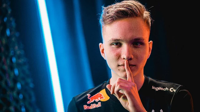 Team Falcons купила M0NESY за рекордную для киберспорта сумму