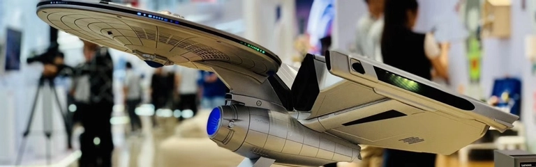 Стильный Lenovo Titanium Enterprise NCC-1701A Стильный Lenovo Titanium Enterprise NCC-1701A