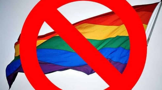 Пропаганда ЛГБТ в России теперь запрещена везде! Но пока не ясно, что конкретно считается "пропагандой"