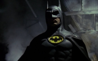 [Слухи] В сольнике «Флэша» к роли Бэтмена может вернуться Майкл Китон