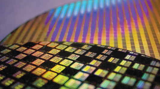 Samsung планирует втрое увеличить производственные мощности для чипов