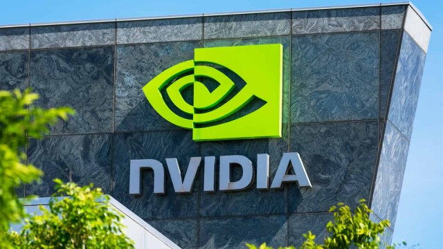 ИИ приносит NVIDIA в 5 раз больше денег, чем геймеры