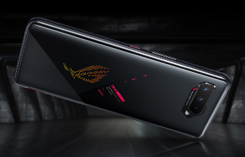 В России начались продажи геймерского смартфона ROG Phone 5