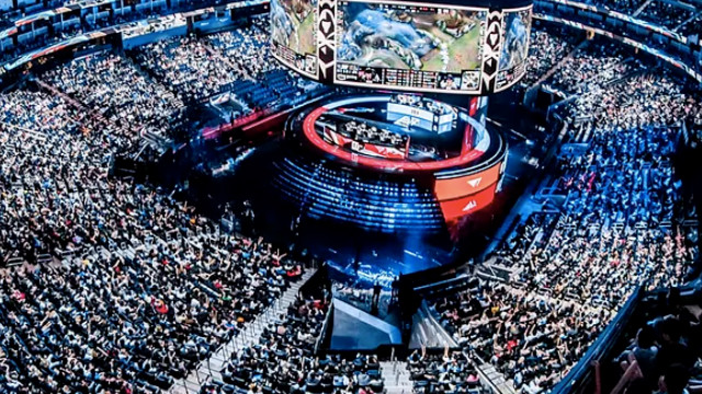 За турниром Worlds 2023 League of Legends следило в шесть раз больше зрителей, чем за The International 2023 Dota 2