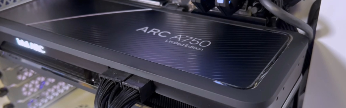 Intel arc a550m graphics 8гб. AMD Radeon RX 580 В разборе. RX 6500xt без радиатора. RTX 3060 ПРАНК. 36 Кадров на видеокарте