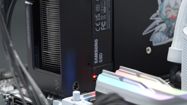 ASUS GeForce RTX 4060 Ti DUAL с поддержкой порта M.2 для  SSD прошла сертификацию